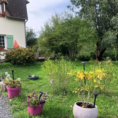 Grande Chambre Familiale Jaune Tout Bonnement Bien Putot-en-Auge Buitenkant foto