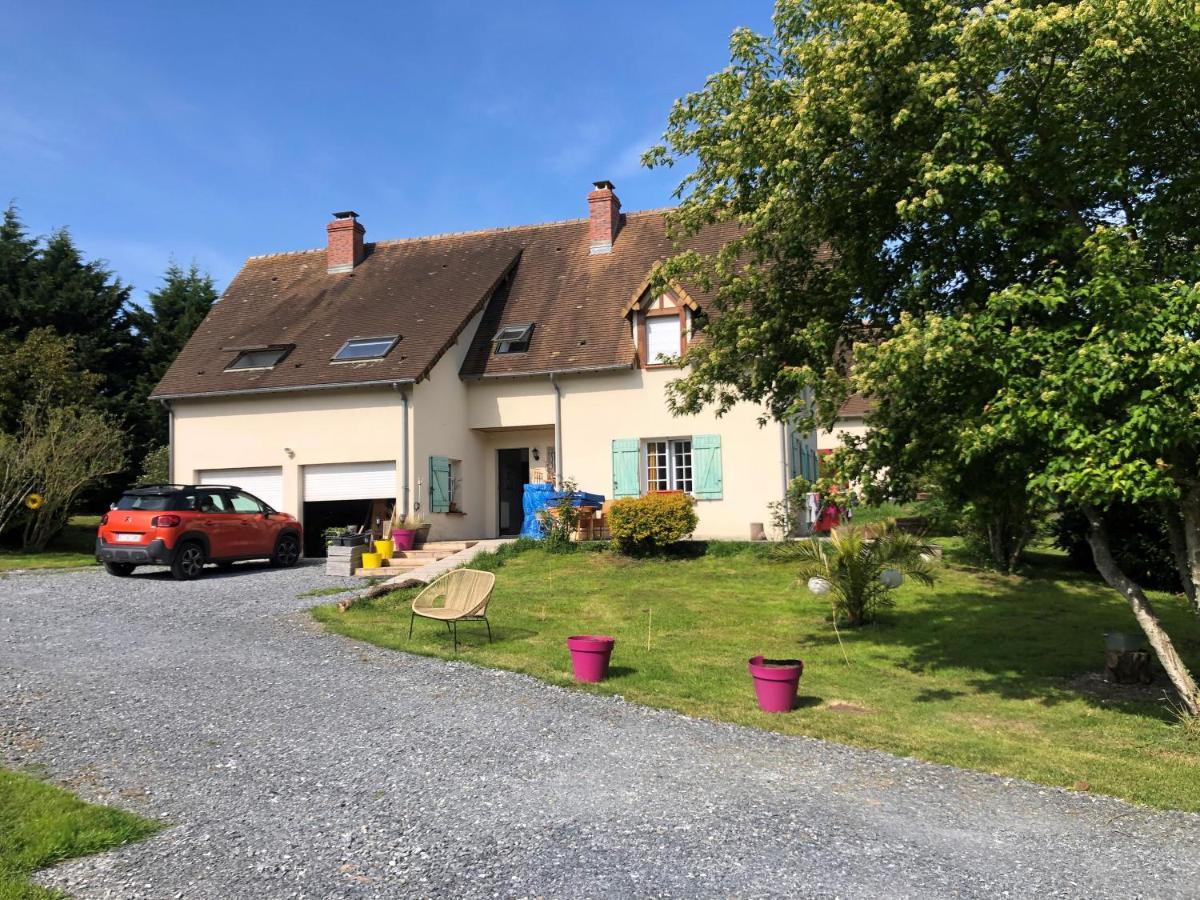 Grande Chambre Familiale Jaune Tout Bonnement Bien Putot-en-Auge Buitenkant foto